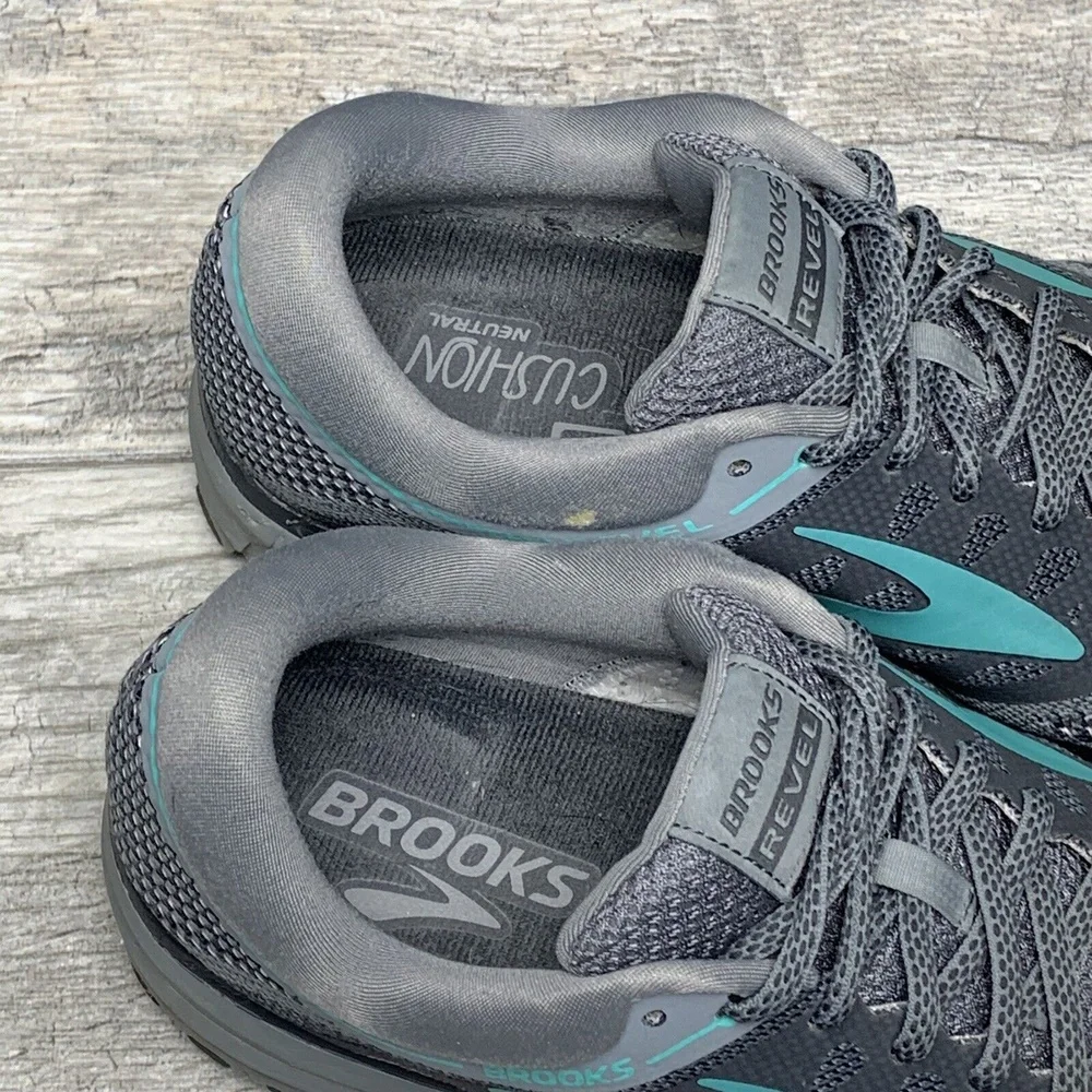 Brooks women revel